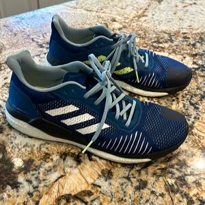 Men’s Adidas Solardrive ST running shoes size 12.5